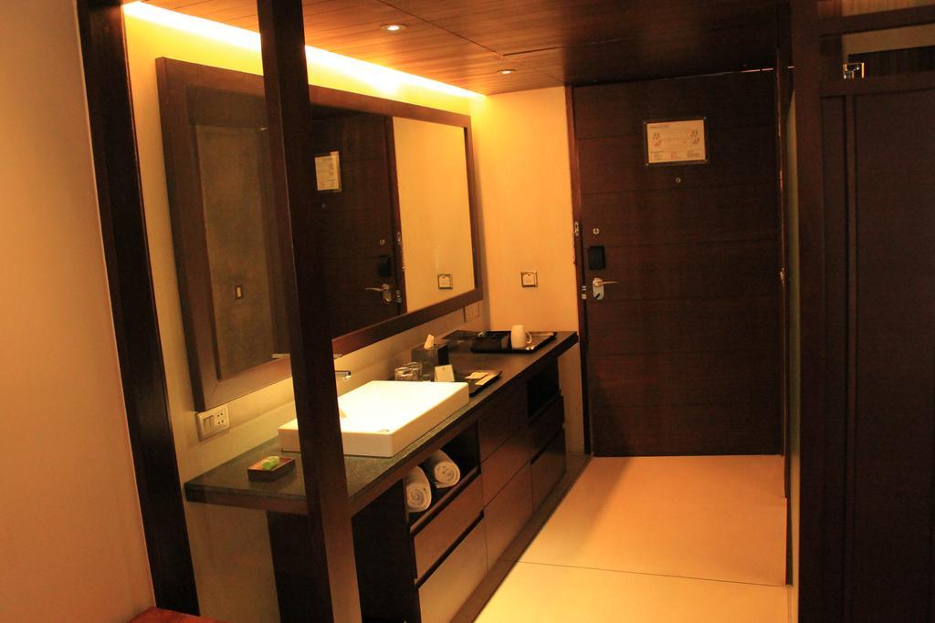 Holiday Inn & Suites Bengaluru Whitefield Eksteriør billede